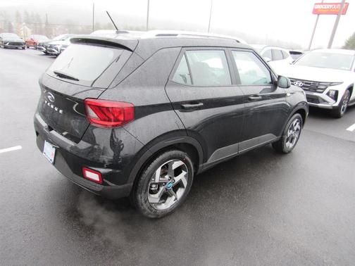 Onyx Black 2026 Hyundai VENUE SEL