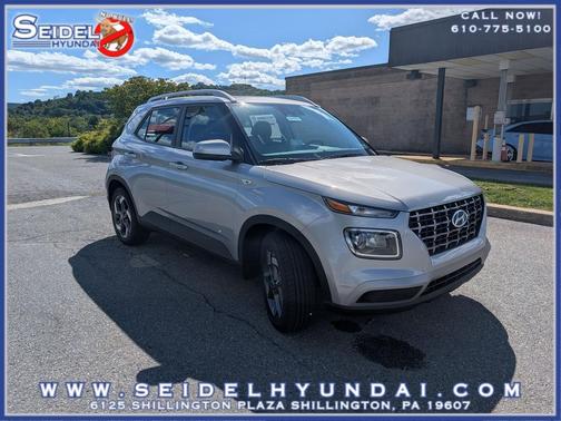 Shimmering Silver 2026 Hyundai VENUE SEL