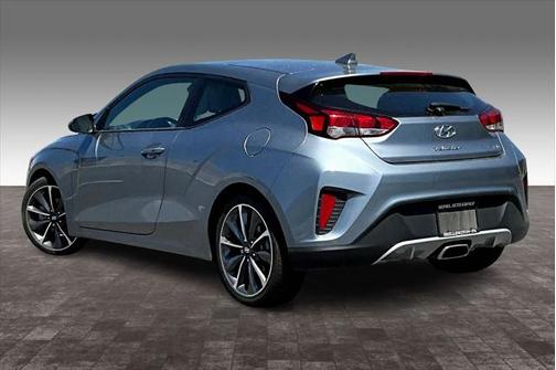 2020 Hyundai Veloster 2