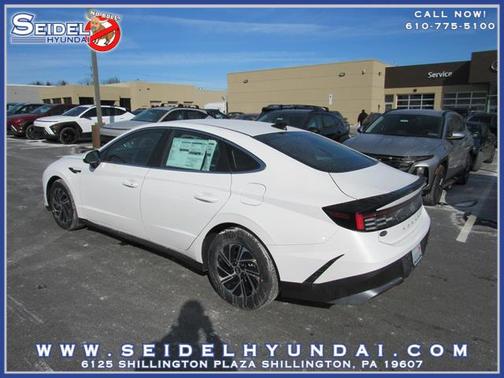 2026 Hyundai SONATA Hybrid SE