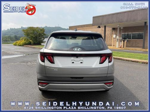 Shimmering Silver 2026 Hyundai TUCSON Hybrid Blue SE