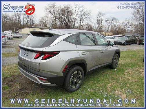 Shimmering Silver 2026 Hyundai TUCSON Hybrid Blue SE