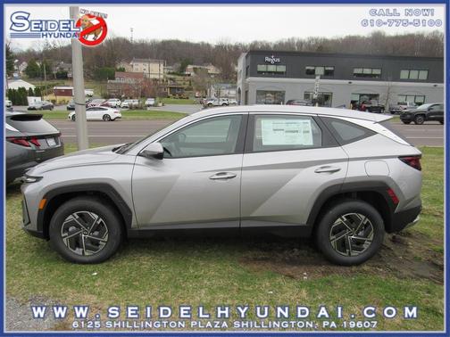 Shimmering Silver 2026 Hyundai TUCSON Hybrid Blue SE