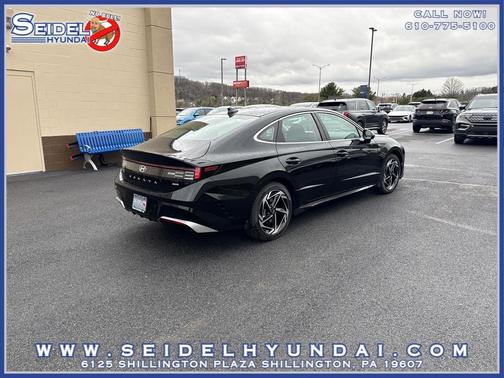 Abyss Black 2026 Hyundai SONATA SEL