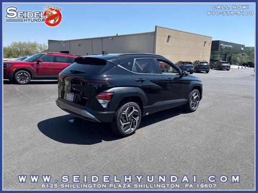 Abyss Black Pearl 2026 Hyundai KONA SEL Premium
