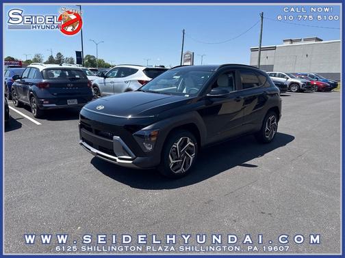 Abyss Black Pearl 2026 Hyundai KONA SEL Premium