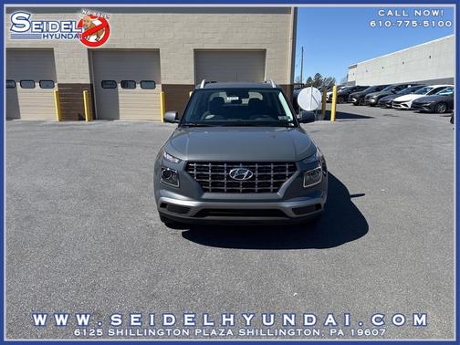 Ecotronic Gray 2026 Hyundai VENUE SEL