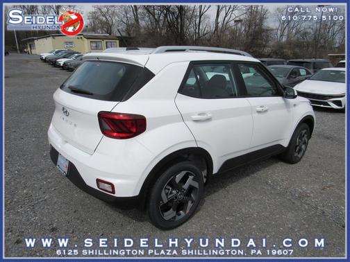 Lunar White 2026 Hyundai VENUE SEL