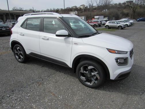 Lunar White 2026 Hyundai VENUE SEL