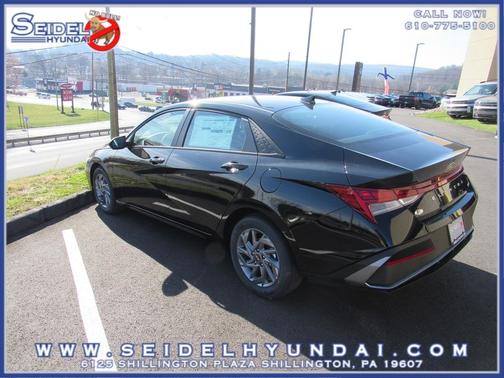 Abyss Black 2026 Hyundai ELANTRA HEV Blue