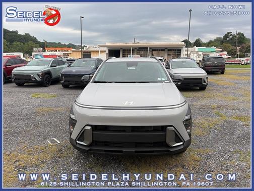 Cyber Gray Metallic 2027 Hyundai KONA SEL Sport