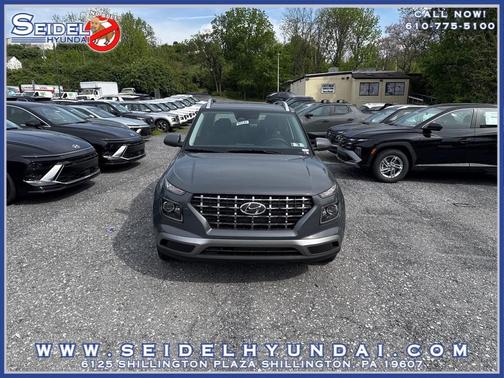 Ecotronic Gray 2026 Hyundai VENUE SEL