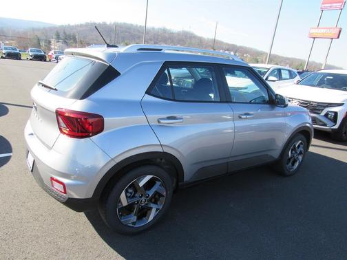 Shimmering Silver 2026 Hyundai VENUE SEL