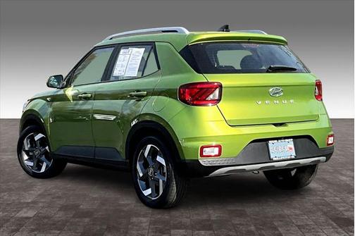 2022 Hyundai VENUE SEL
