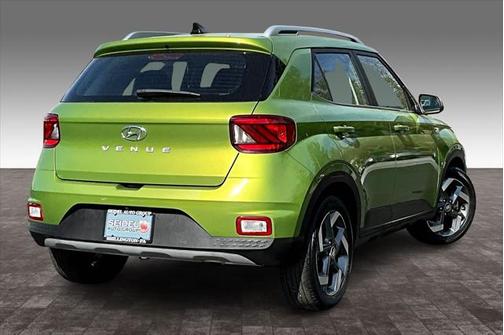 2022 Hyundai VENUE SEL