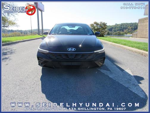 Abyss Black 2026 Hyundai ELANTRA Sport