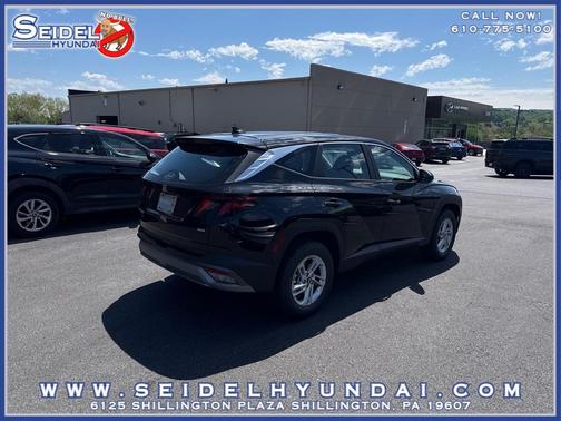 Phantom Black 2026 Hyundai TUCSON SE
