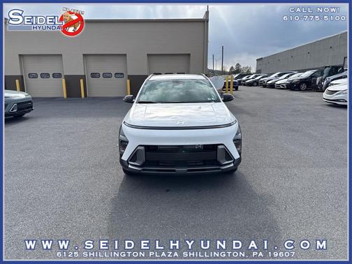 Atlas White 2026 Hyundai KONA SEL Premium