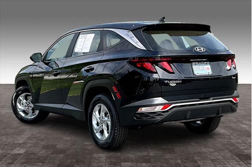2022 Hyundai TUCSON SE