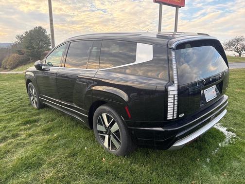 2026 Hyundai IONIQ 9 SEL