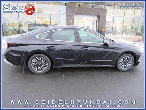 2026 Hyundai SONATA Hybrid Limited