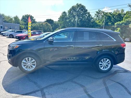 2018 Kia Sorento LX
