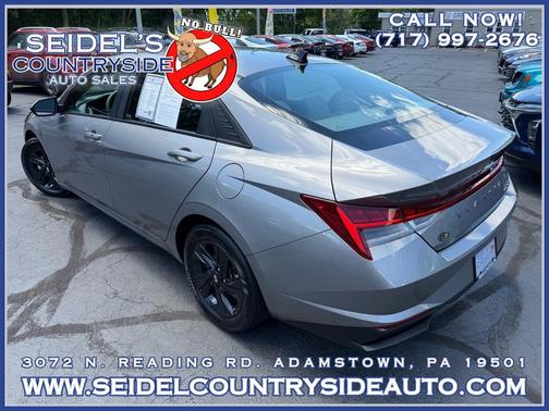 Fluid Metal 2023 Hyundai ELANTRA HEV Blue