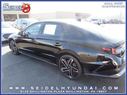 2025 Hyundai SONATA SE