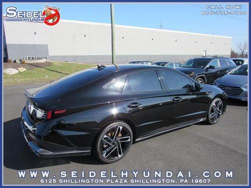 2025 Hyundai SONATA SE