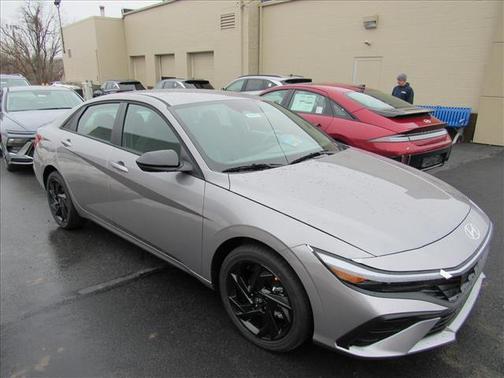 2026 Hyundai ELANTRA HEV SEL Sport