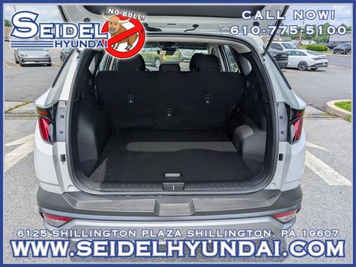 2025 Hyundai TUCSON SE