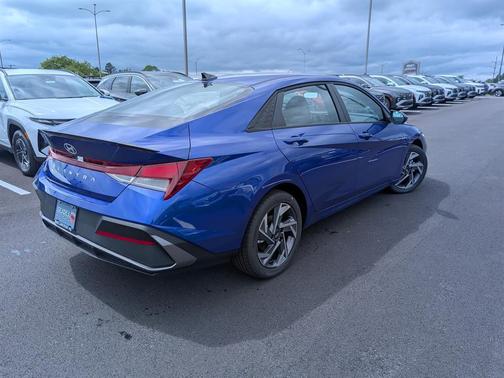 2025 Hyundai ELANTRA Sport