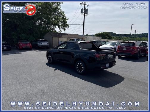 Phantom Black 2026 Hyundai SANTA CRUZ SEL
