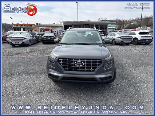 Ecotronic Gray 2026 Hyundai VENUE SEL