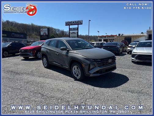 Hampton Gray 2026 Hyundai TUCSON SE