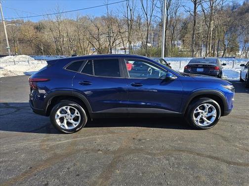 2024 Chevrolet Trax LS