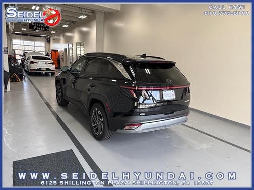 Ash Black 2026 Hyundai TUCSON Hybrid Limited