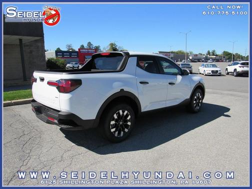 Atlas White 2027 Hyundai SANTA CRUZ SE