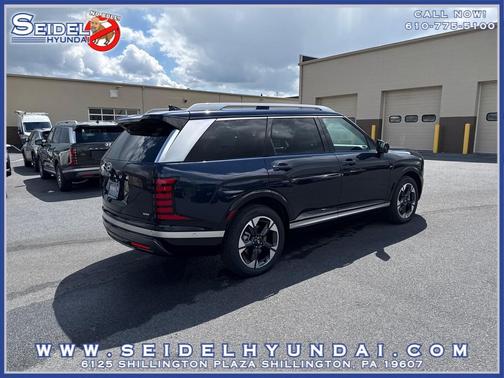 Classy Blue Pearl 2026 Hyundai Palisade Hybrid Limited