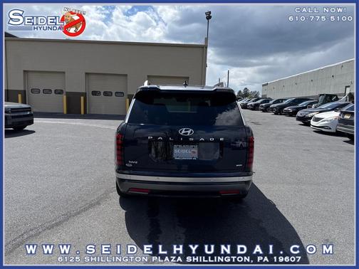 Classy Blue Pearl 2026 Hyundai Palisade Hybrid Limited