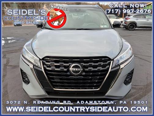 2022 Nissan Kicks SR