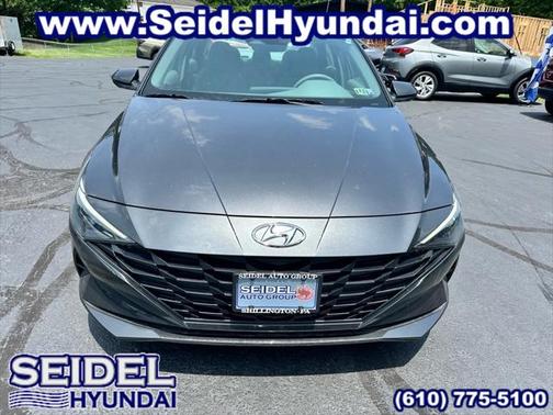 2022 Hyundai ELANTRA SEL