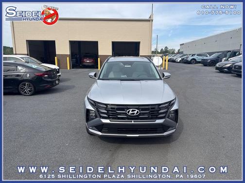 Shimmering Silver 2026 Hyundai TUCSON SEL Premium