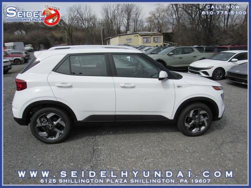 2026 Hyundai VENUE SEL