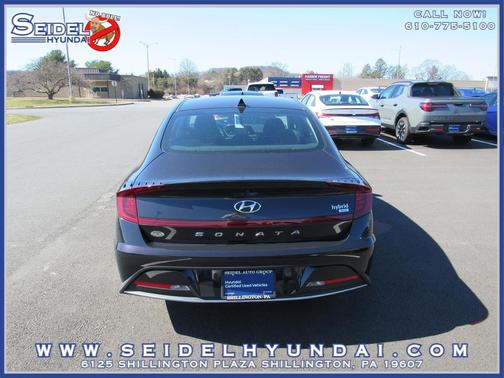 2023 Hyundai SONATA Hybrid SE