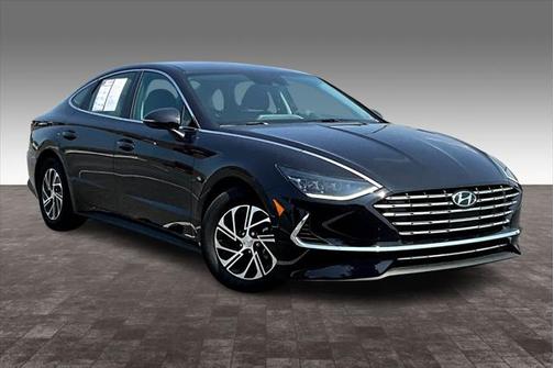 2023 Hyundai SONATA Hybrid SE