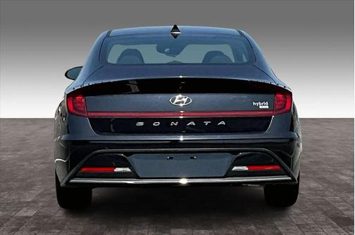 2023 Hyundai SONATA Hybrid SE