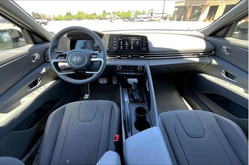 2025 Hyundai ELANTRA Sport