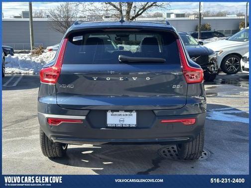 2026 Volvo XC40 B5 Ultra