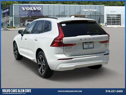 2022 Volvo XC60 B5 Momentum